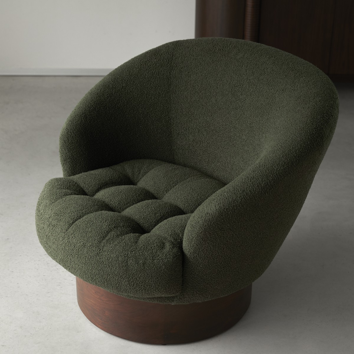 Ines - Draaibare fauteuil in mindi en groene stof