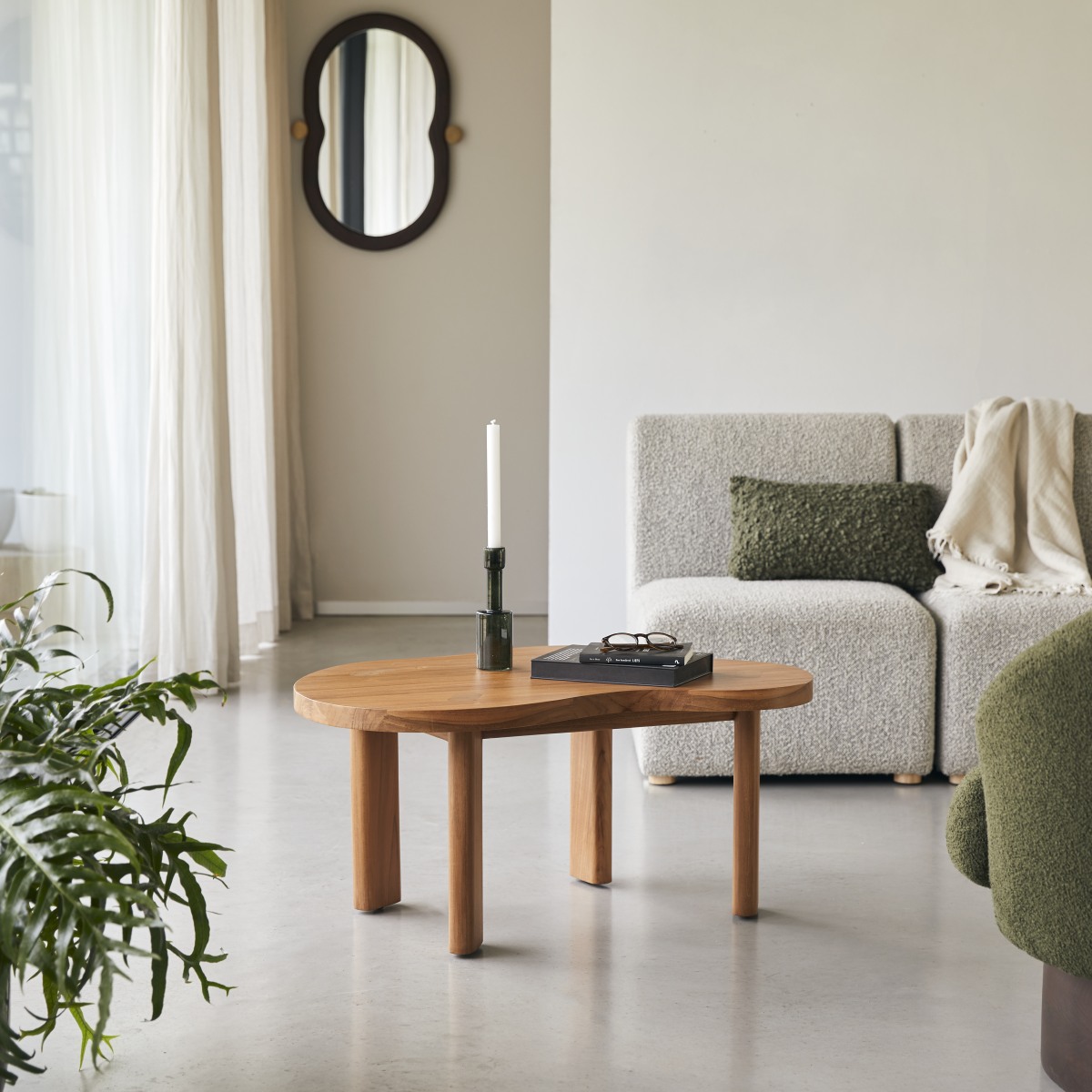 Lyla - Kerzenhalter aus recyceltem Glas, braun