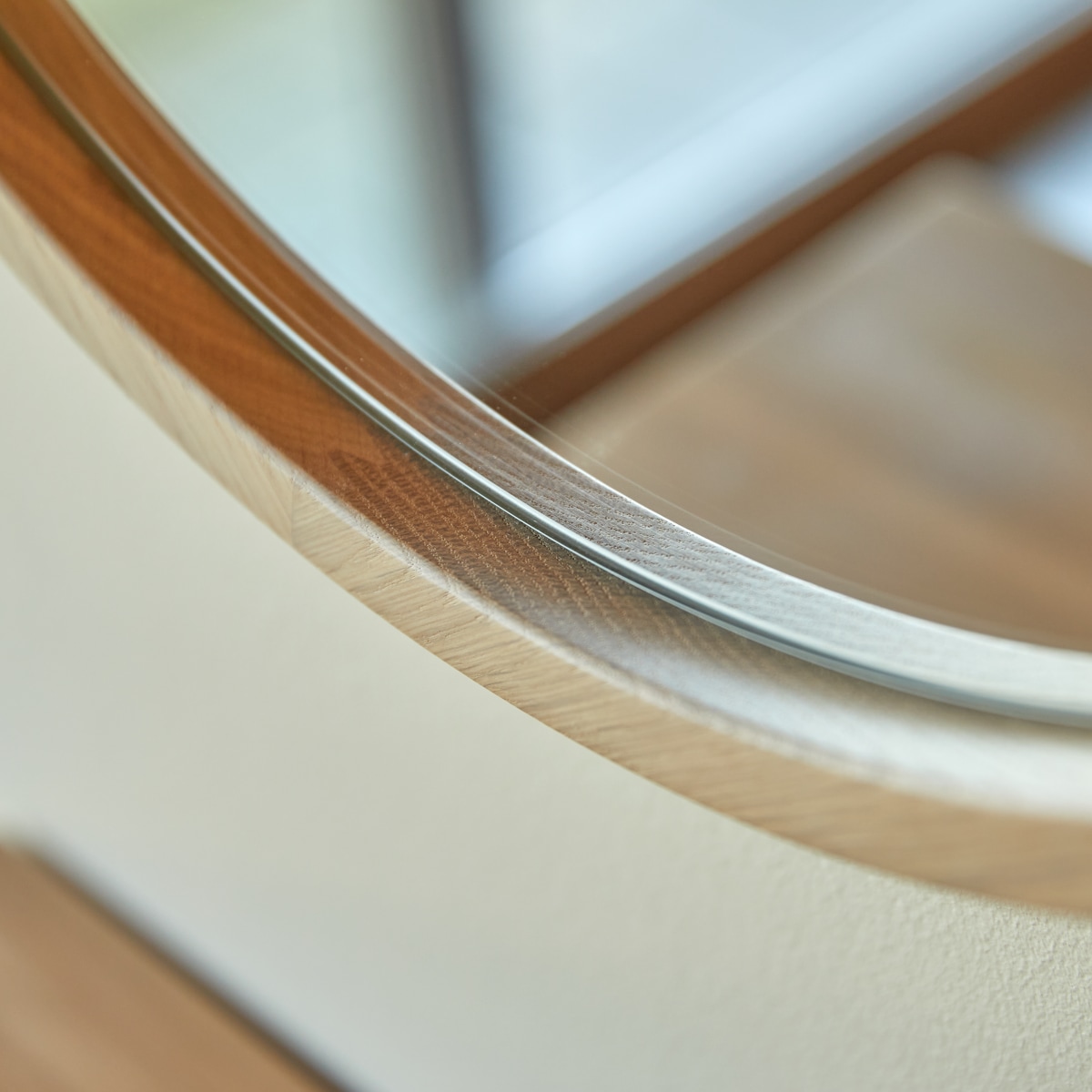 Fanie - Round oak mirror 50x50 cm