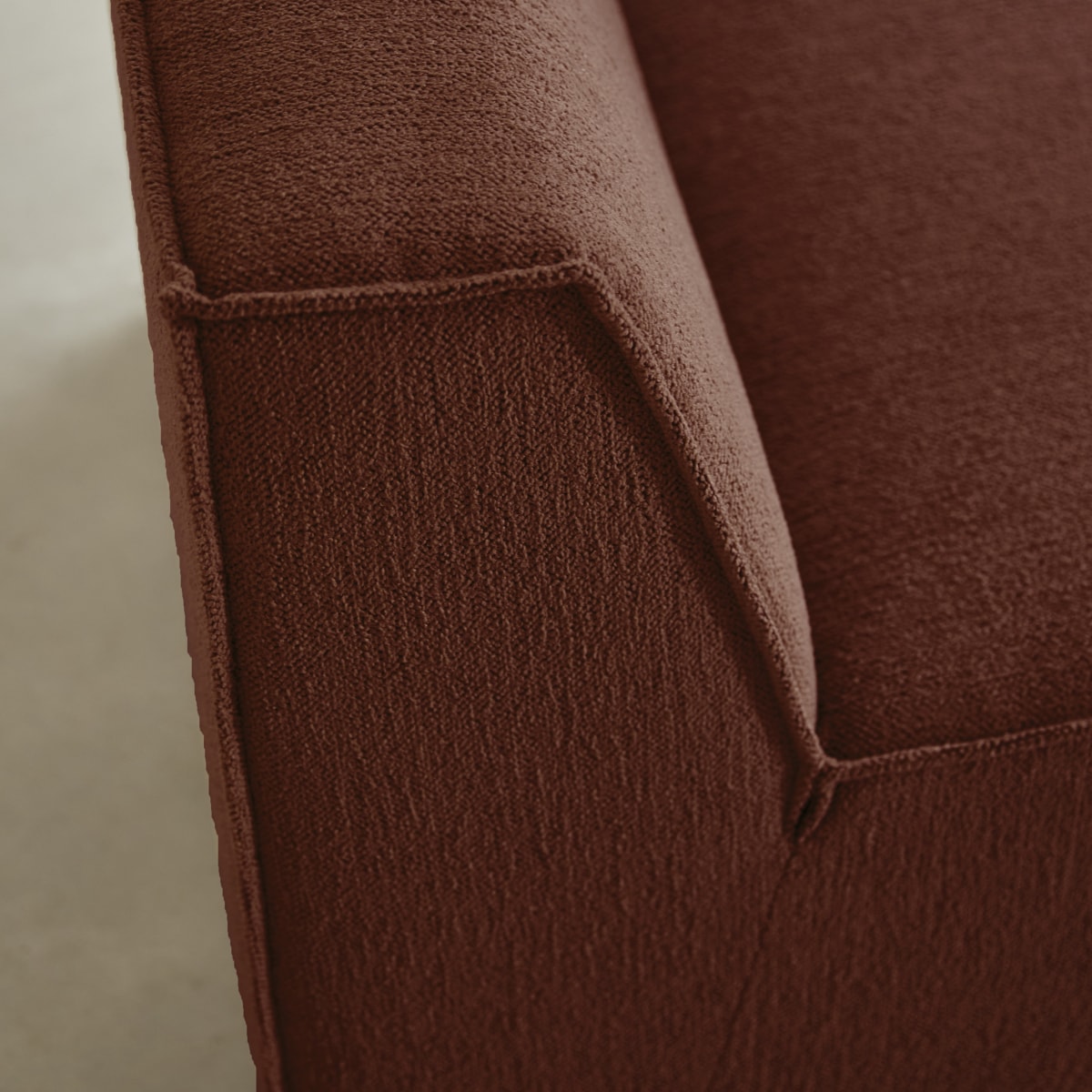 Dario - Modular lounge chair in mahogany-coloured fabric