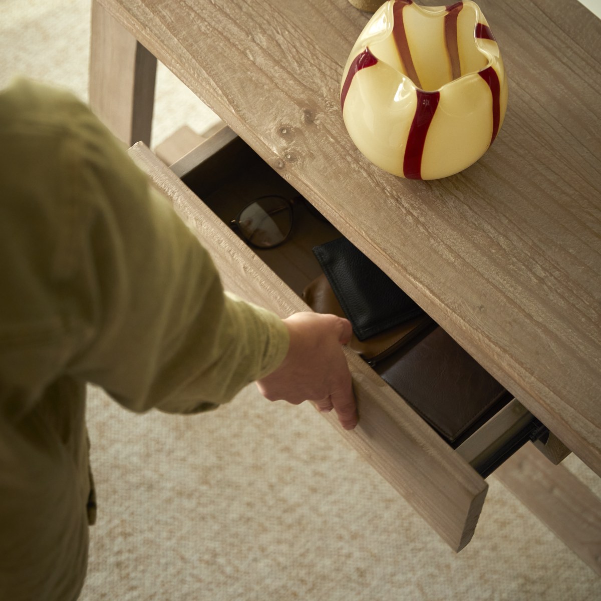 Abby - Consoletafel van gerecycled massief grenen