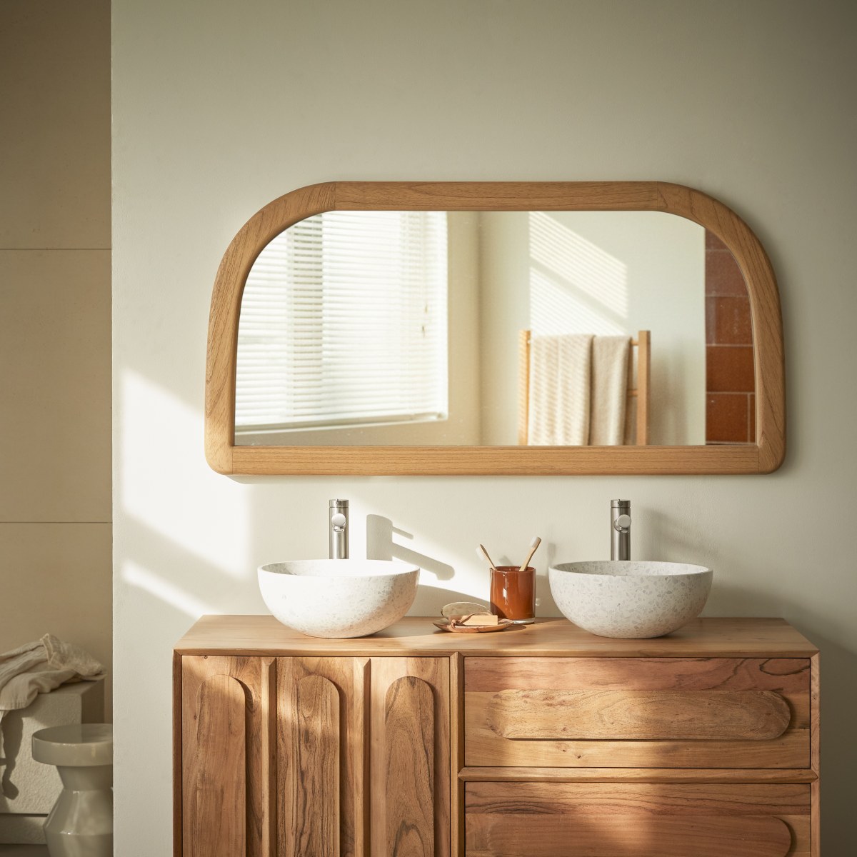 Léonie - Espejo de baño de madera de mindi de 120x60 cm