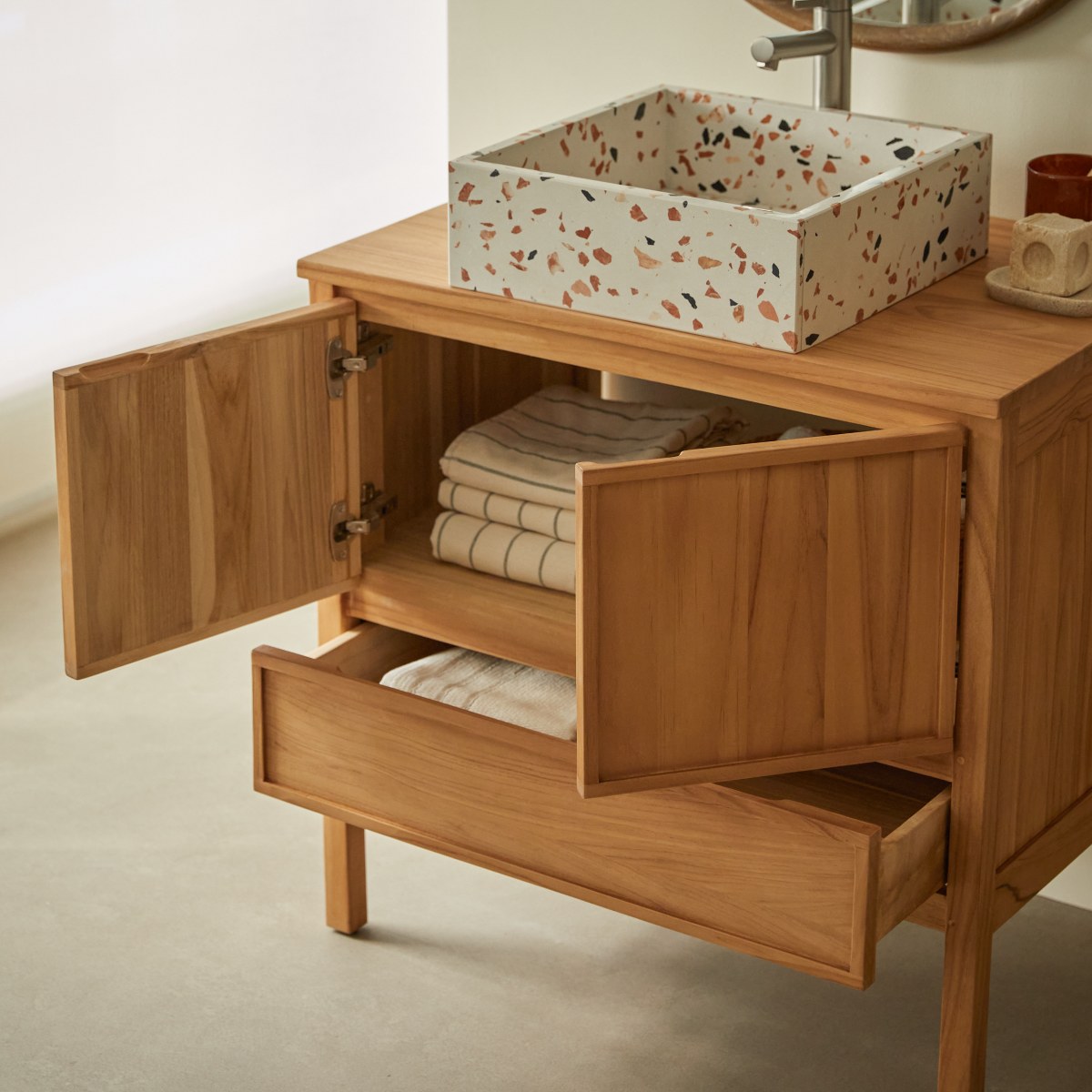 Jane - Waschtischunterschrank aus massivem Teakholz 80 cm