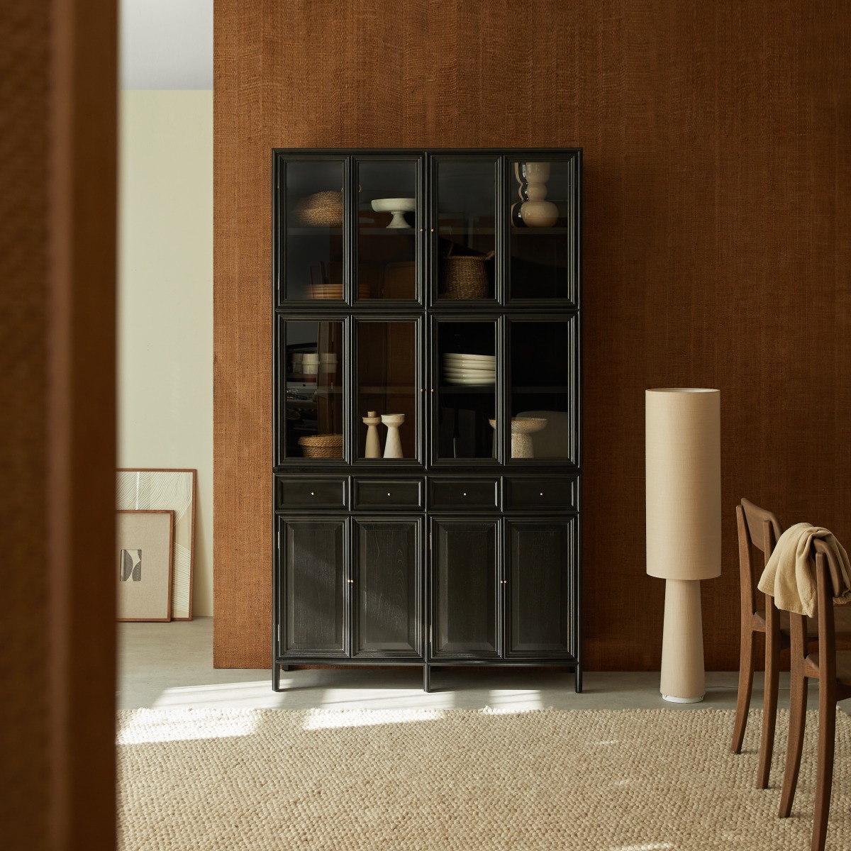 Anna - Geschirrschrank aus Mindi
