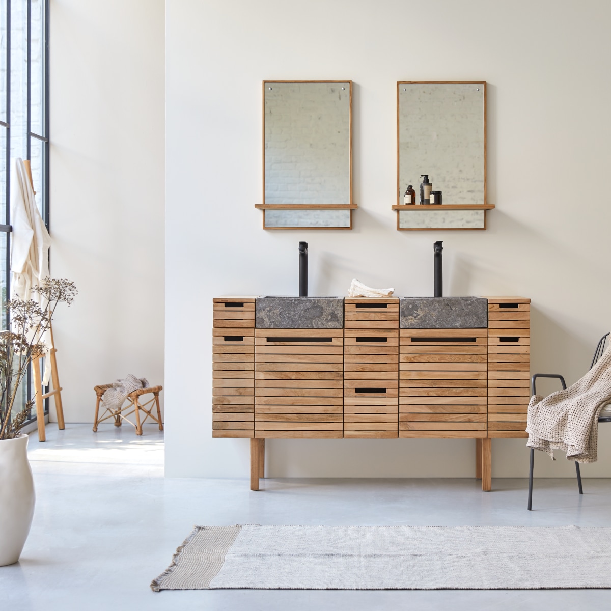 Slats - Badezimmermöbel aus massivem Teakholz und Marmor 150 cm