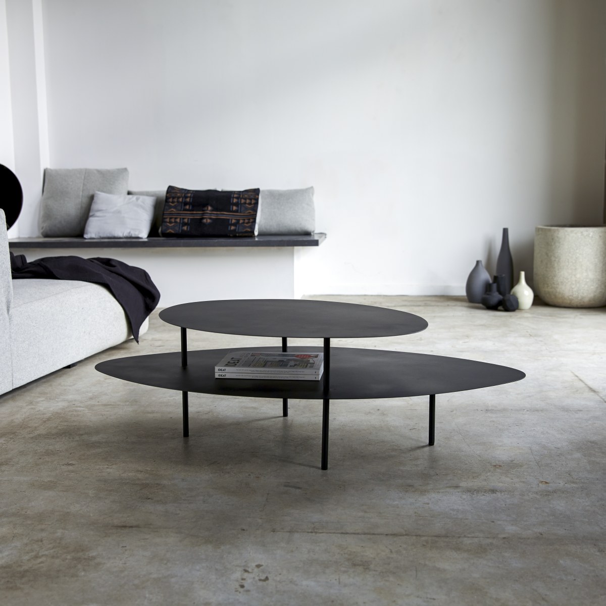 Coffee table with 2 metal shelves 120x70 cm - Living room