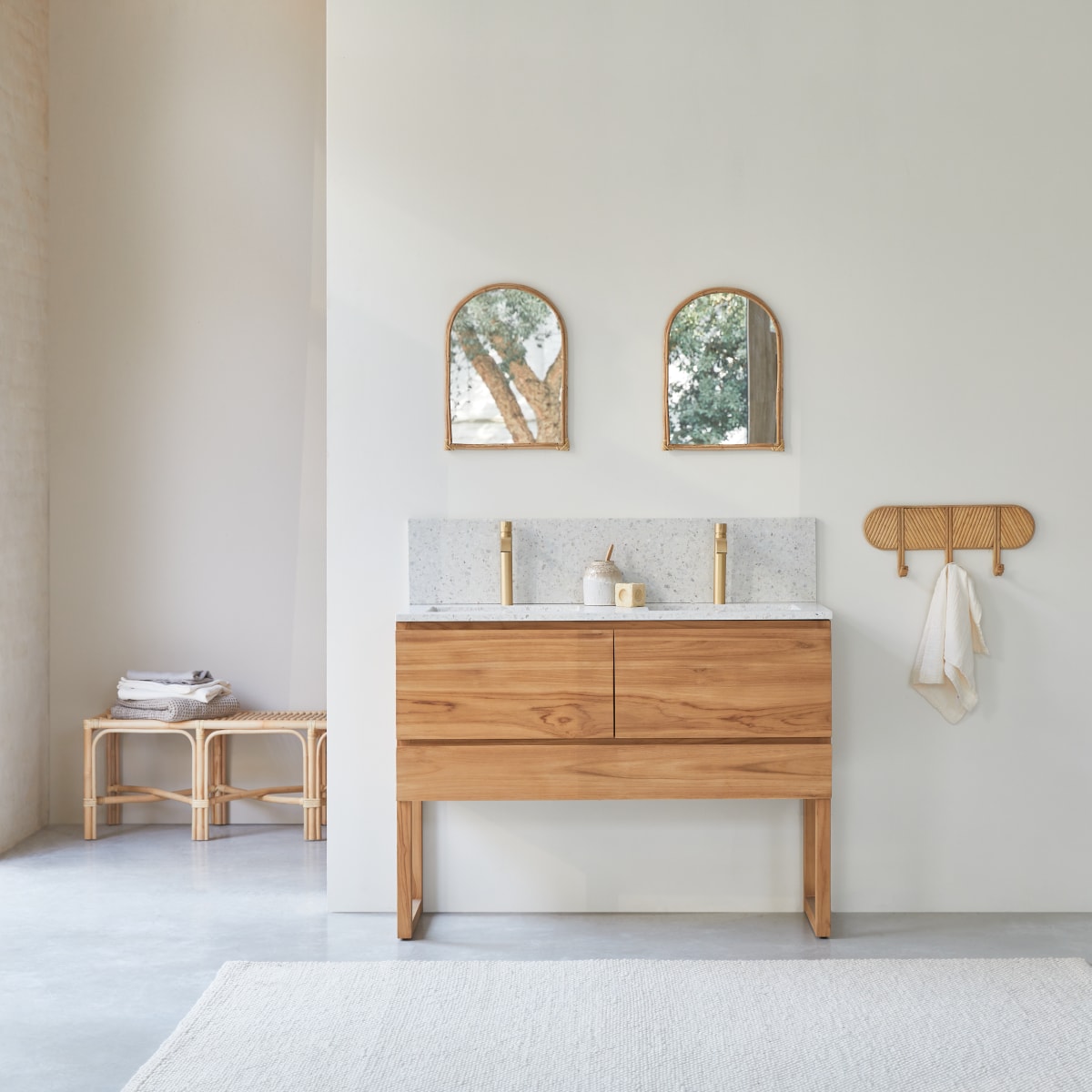 Edgar - Badezimmermöbel aus massivem Teakholz und Premium-Terrazzo Moon 120 cm