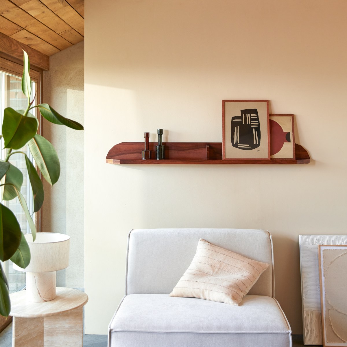 Jade - Wandregal aus massivem Palisander, 140 cm
