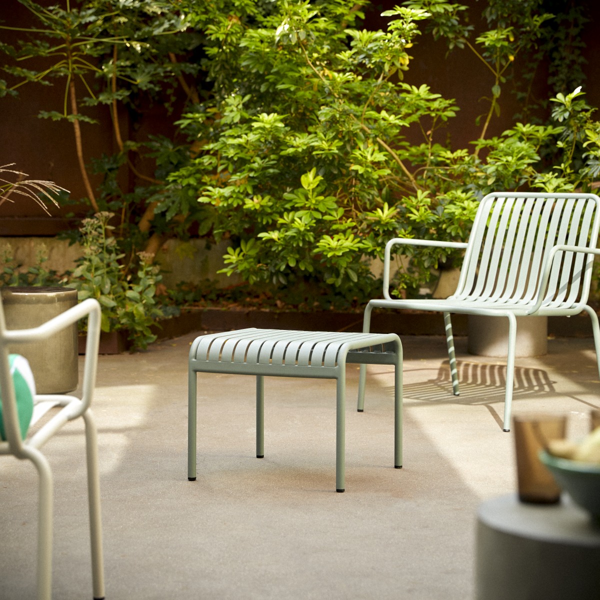 Green metal garden side table - Garden > Lounge Sets - Tikamoon