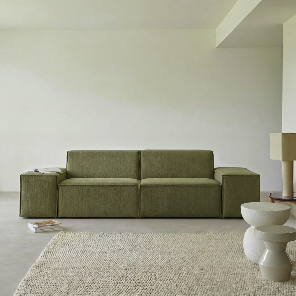 Dario - Sofa aus grünem Stoff, 2-Sitzer, mit Armlehnen