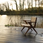 Tribute - Low armchair in solid teak and woven seat/back