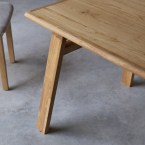 Sapristi - Mesa rectangular de roble reciclado para 6 personas