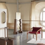 Opéra - Fauteuil van massief eikenhout en rood fluweel