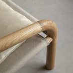 Opéra - Fauteuil en chêne massif clair et velours crème