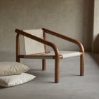 Opéra - Sillón de roble macizo oscuro y terciopelo color crema