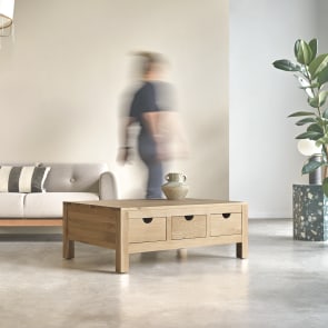 Oliver - Solid oak coffee table