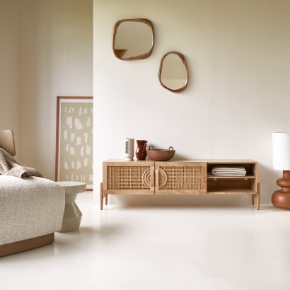 Sina - TV stand in solid
mango wood and rattan 145 cm