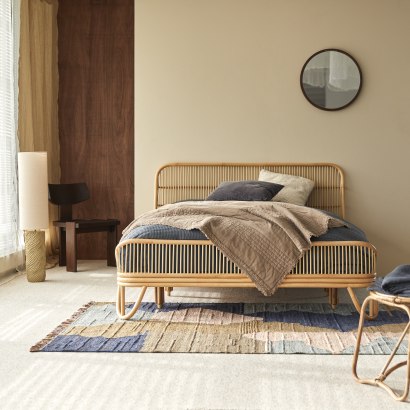 Simone - ﻿Rattan bed with base 160x200 cm