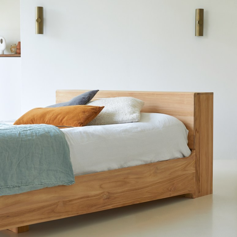 160x200 teak bed Flat solid teak bed sale at Tikamoon Tikamoon