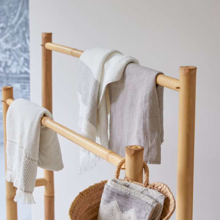 Bamboo Towel rack Bathroom Towel Rail Tikamoon