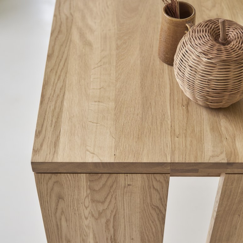 Oak kids table online