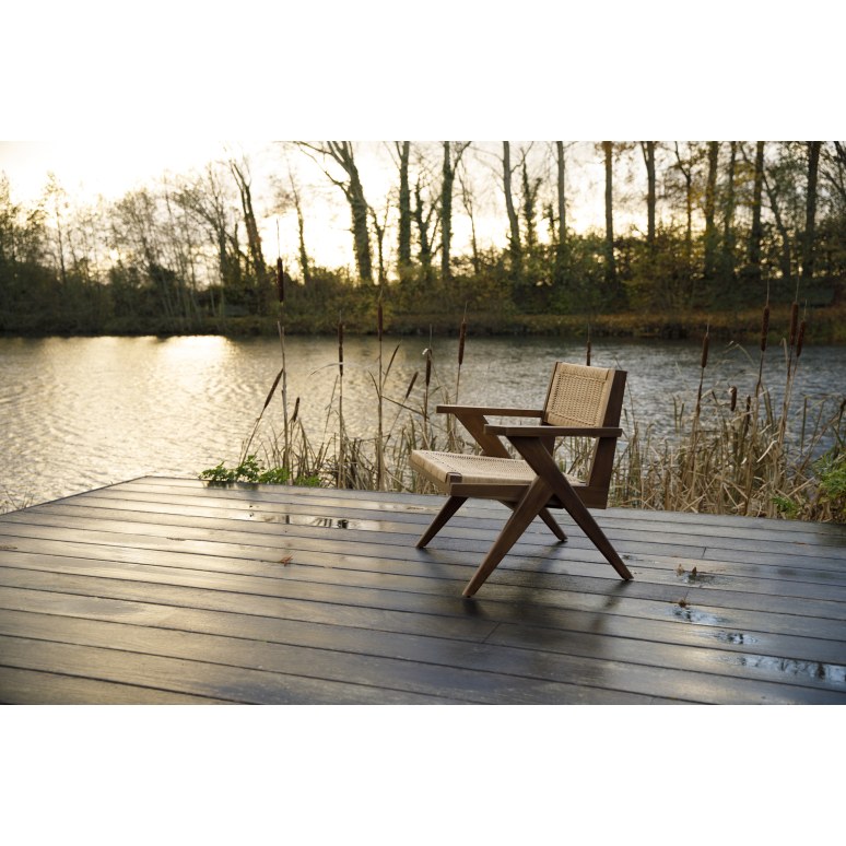 Tribute - Fauteuil van massief teakhout met vlechtwerk