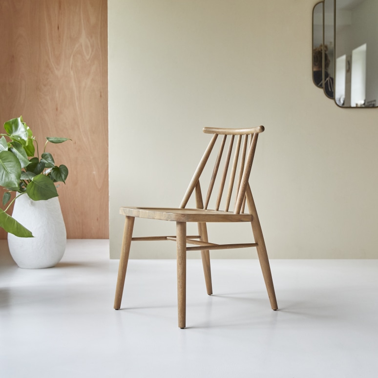 Léa - Solid acacia chair