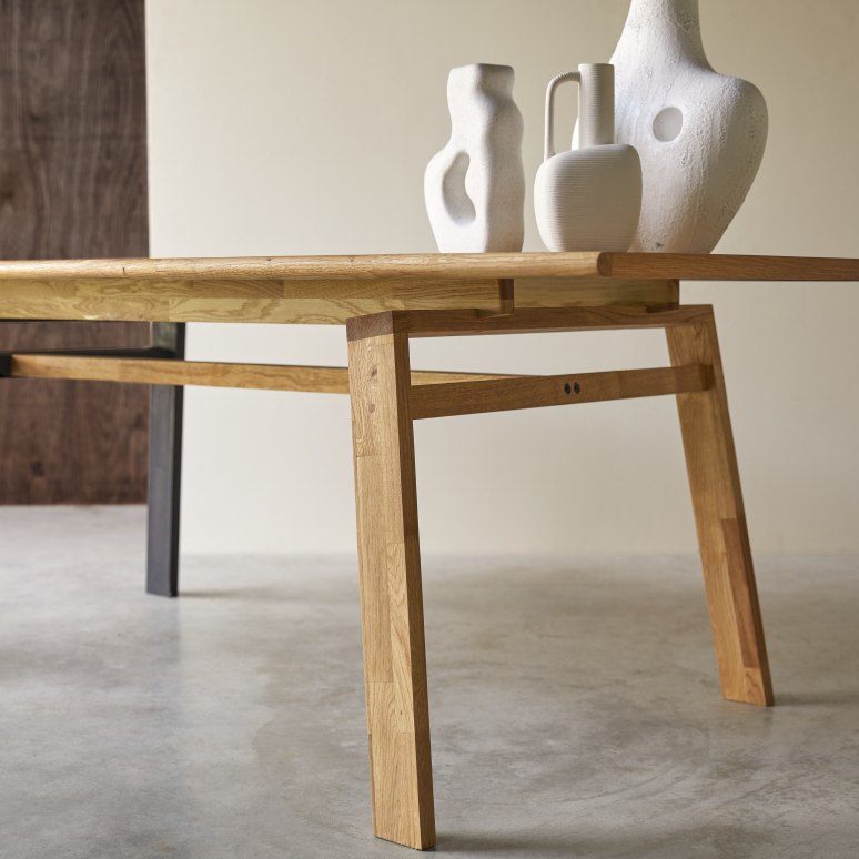 Sapristi - Mesa rectangular de roble reciclado para 8 personas