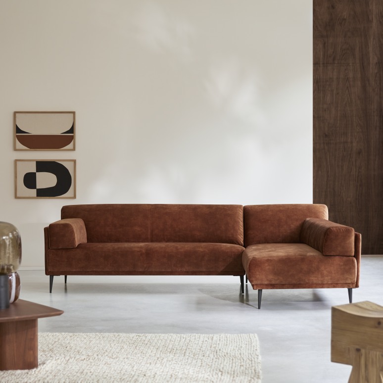 Finn - Ecksofa rechts aus terracottafarbenem Samt 270 x 180 cm, 4-Sitzer