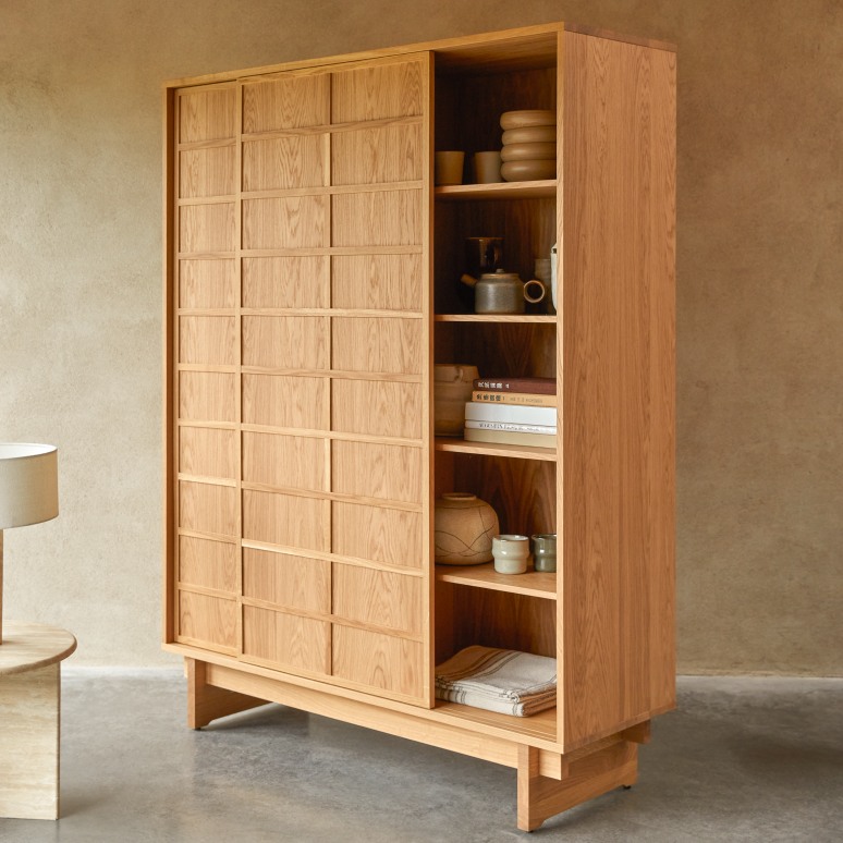 Miu - Eikenhouten kast