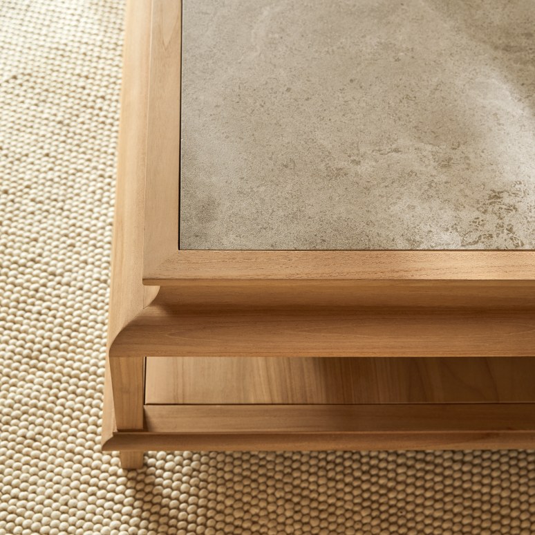 Achille - Quadratischer Couchtisch aus massivem Teakholz