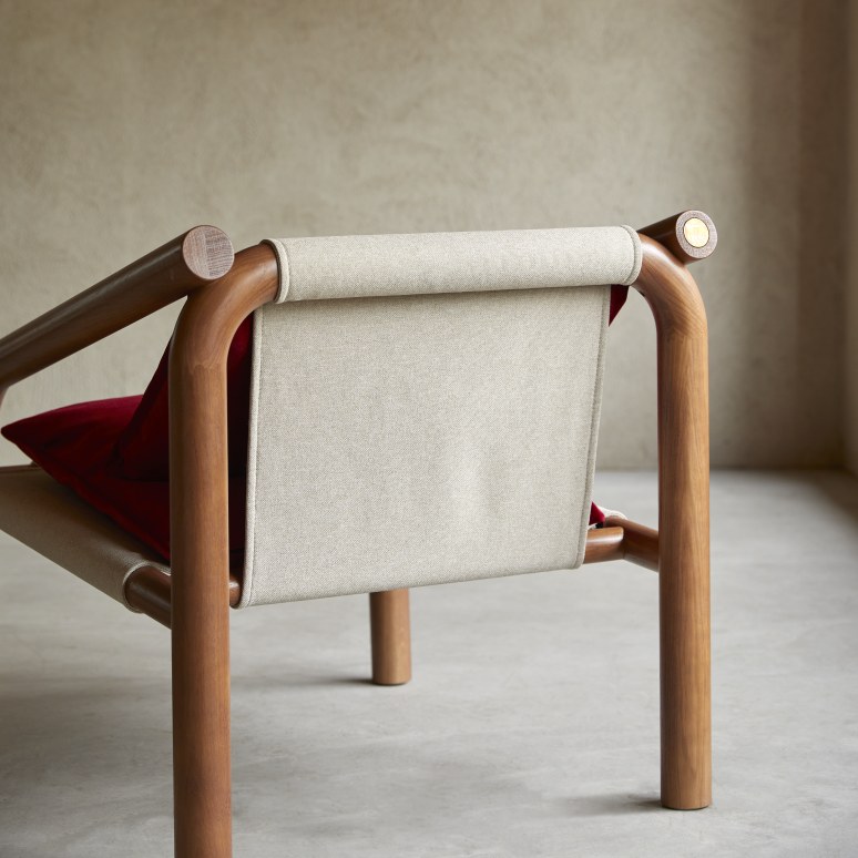 Opéra - Sillón de roble macizo y terciopelo rojo