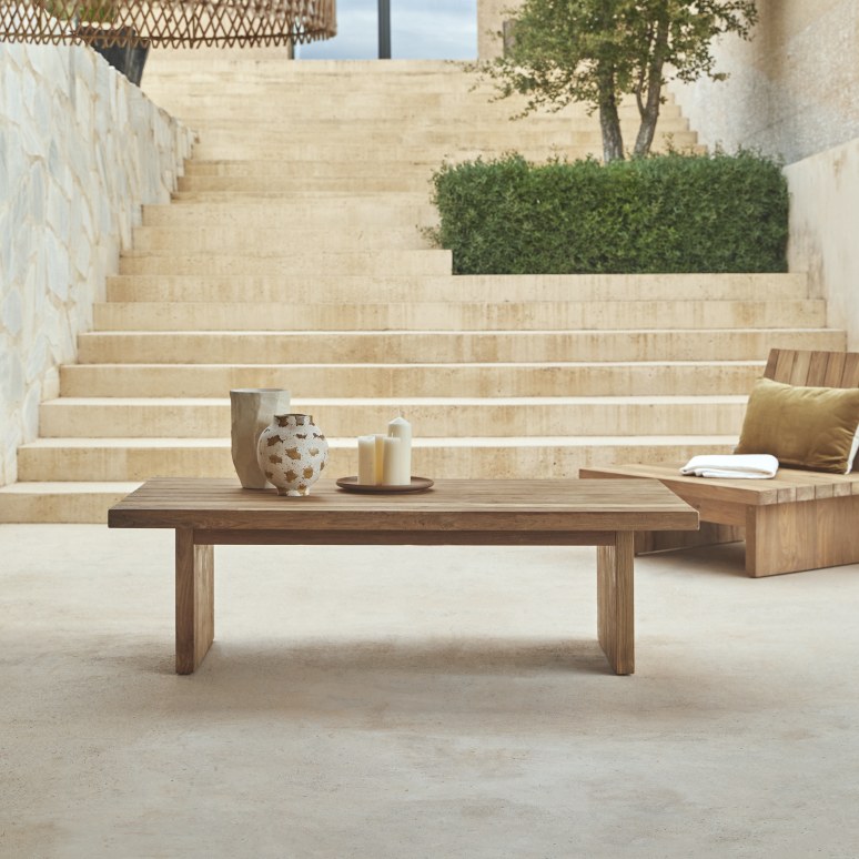 Joaquin -
Garden coffee table in solid reclaimed teak